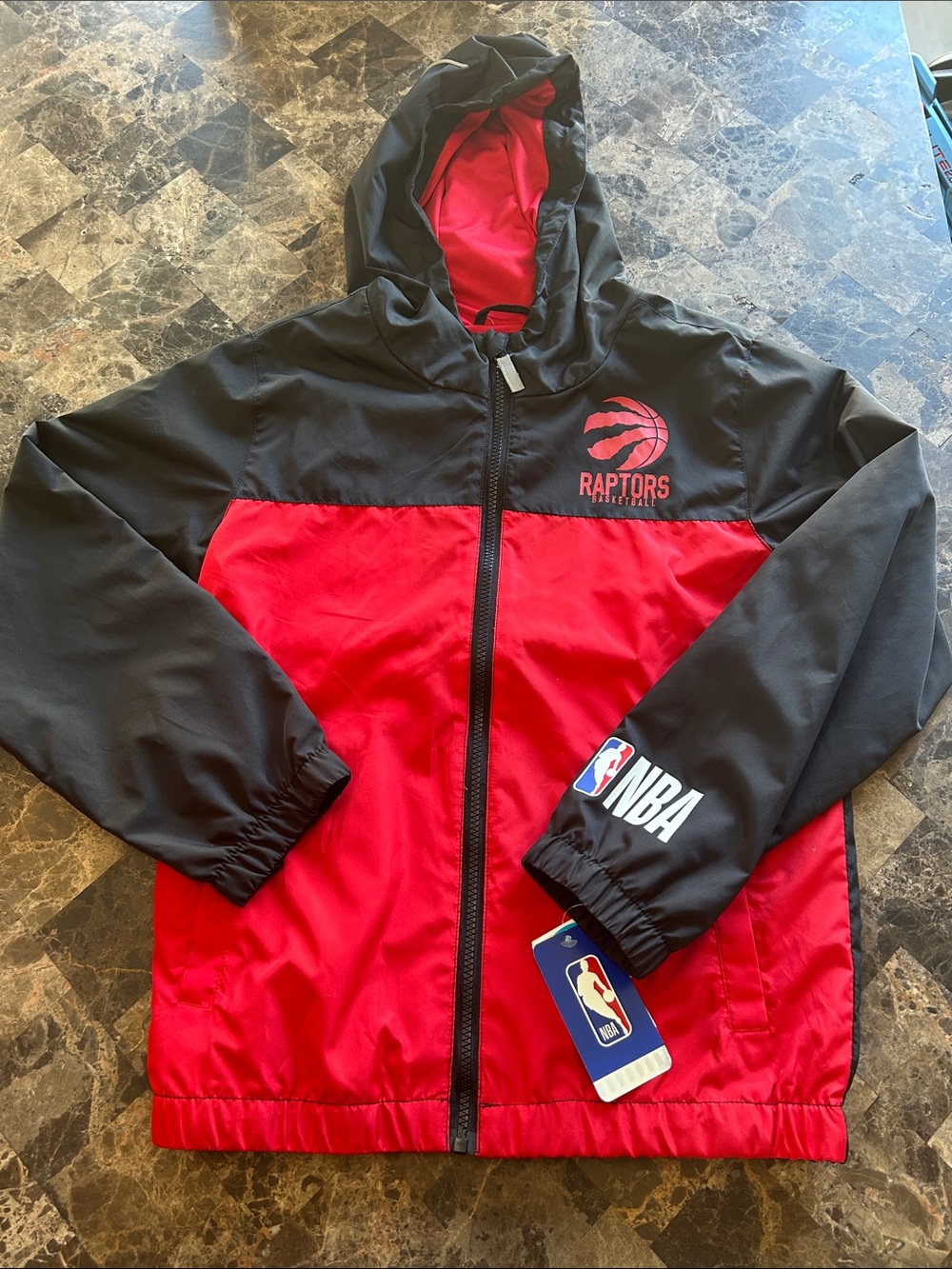 NWT 🆕 NBA Official Kids Toronto Raptors Basketball Windbreaker with Back Design